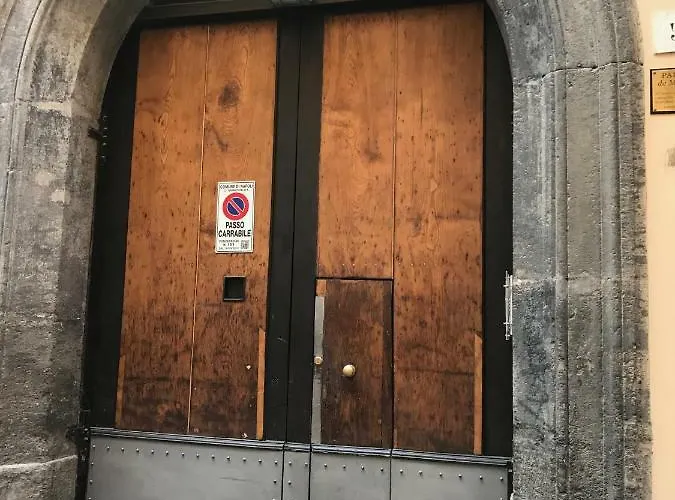 Dimora San Marcellino Неаполь